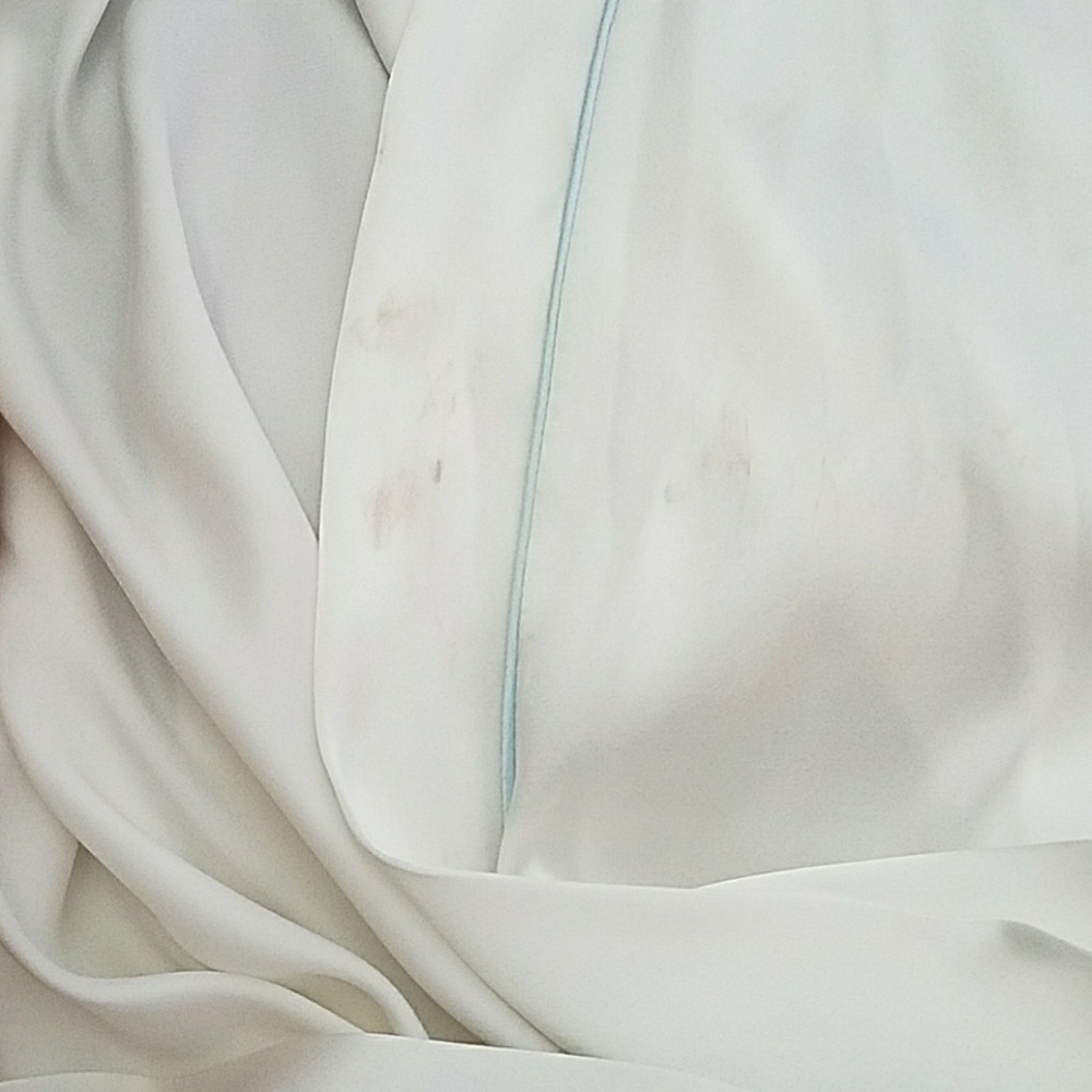 Bridal Robe - Picture 3 of 5